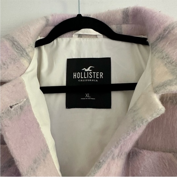 Size XL Hollister Oversized Cozy Plaid Shacket - Lilac - Picture 7 of 8